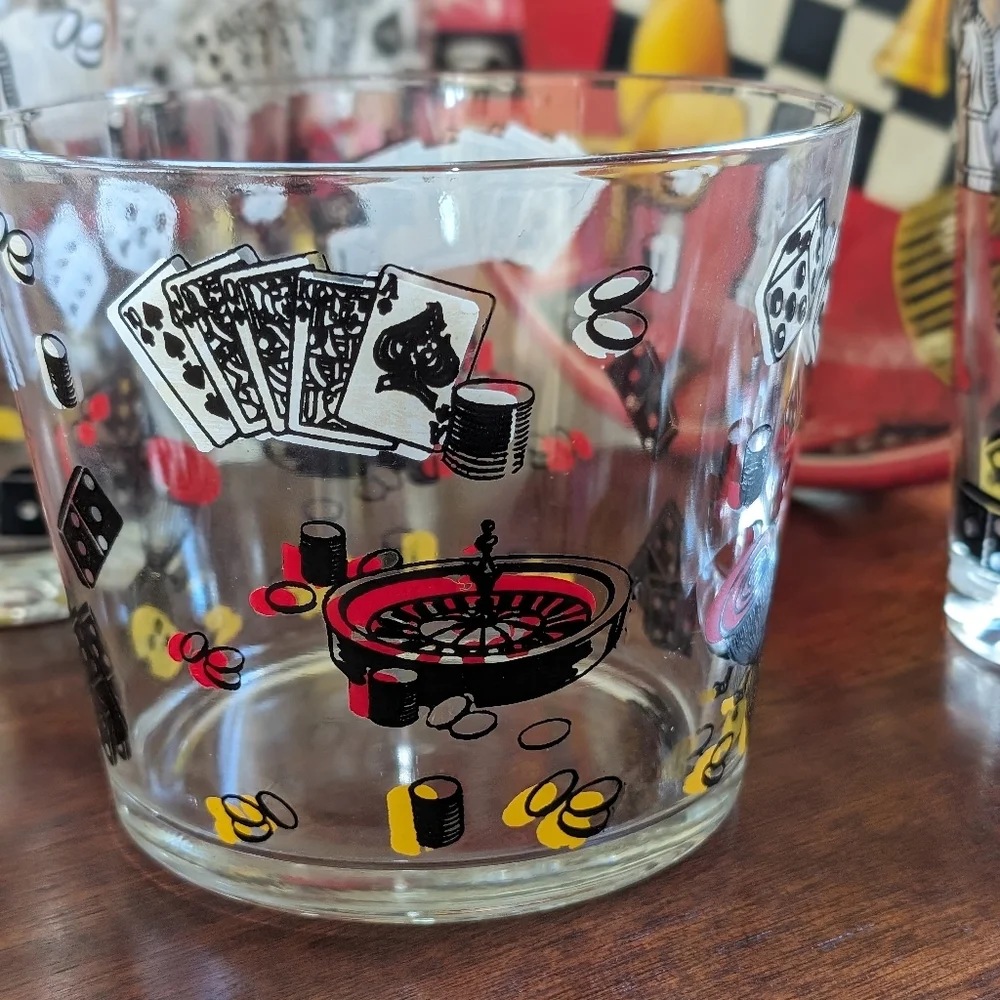 Vintage 1960s Casino Royale set